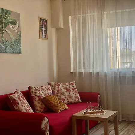 Kira's Exclusive 6 Ap's 26 * Bucharest