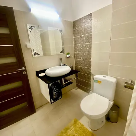 Kira's Exclusive 6 Ap's 26 Apartment