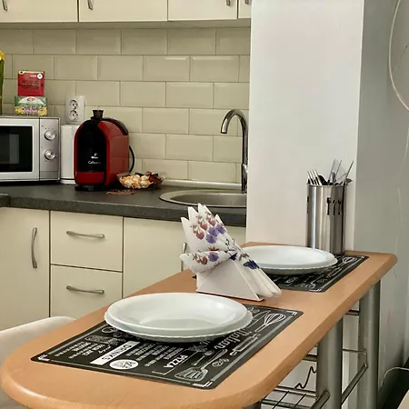 Kira's Group - 8 Units For Up To 38 Guests Apartament *