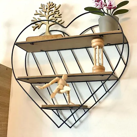 Kira's Group - 8 Units For Up To 38 Guests