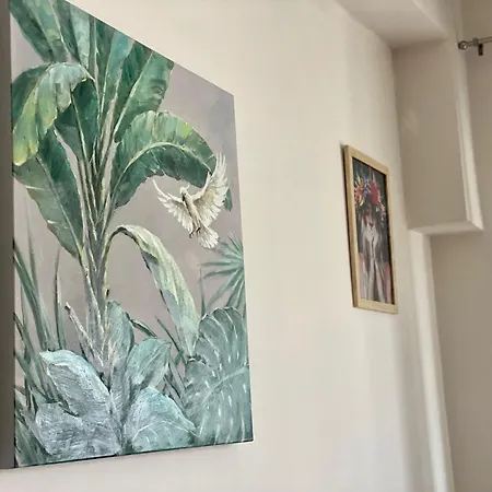 Kira's Group - 8 Units For Up To 38 Guests Διαμέρισμα Βουκουρέστι