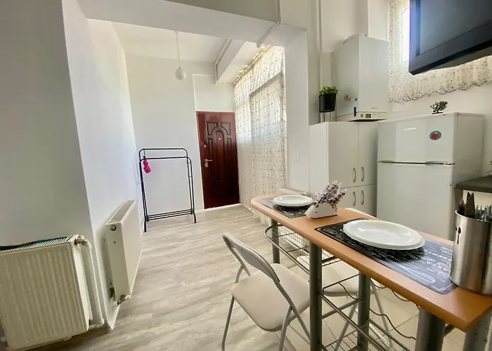 Kira's Group - 8 Units For Up To 38 Guests Apartamento