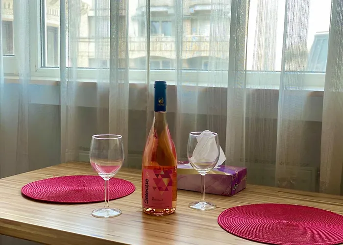 Kira's Group - 8 Units For Up To 38 Guests Apartamento *