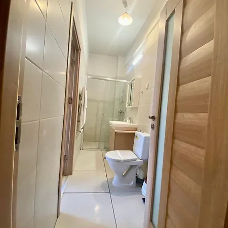 דירה Kira's Group - 8 Units For Up To 38 Guests *