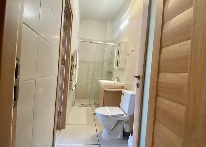 아파트 Kira's Group - 8 Units For Up To 38 Guests *