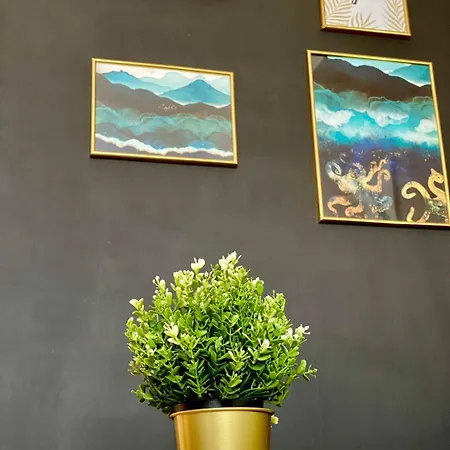 Kira's Group - 8 Units For Up To 38 Guests Apartamento *