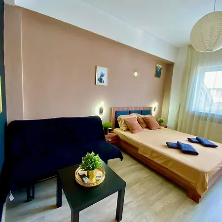 Kira's Group - 8 Units For Up To 38 Guests Apartamento